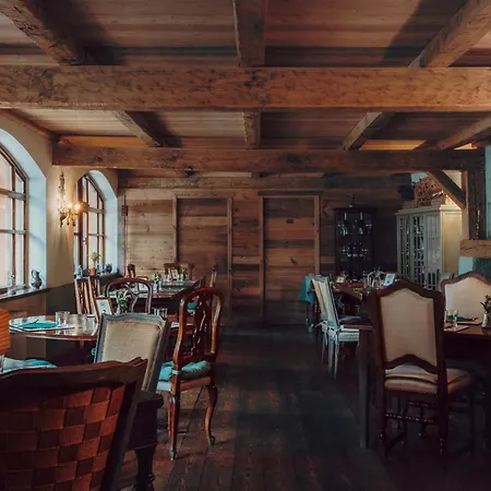 La Brenva - Estella Collection & Experience מלון 3*