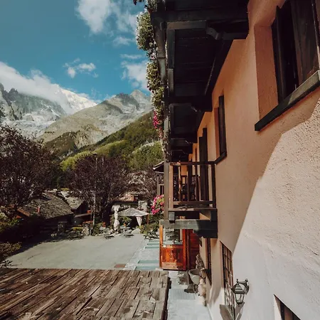 La Brenva - Estella Collection & Experience 3* Курмайор