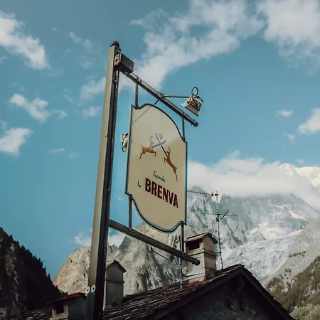 La Brenva - Estella Collection & Experience מלון
