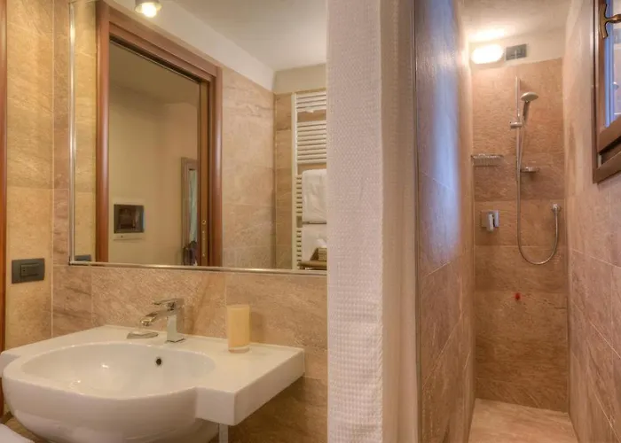 호텔 La Brenva - Estella Collection & Experience 쿠르마예